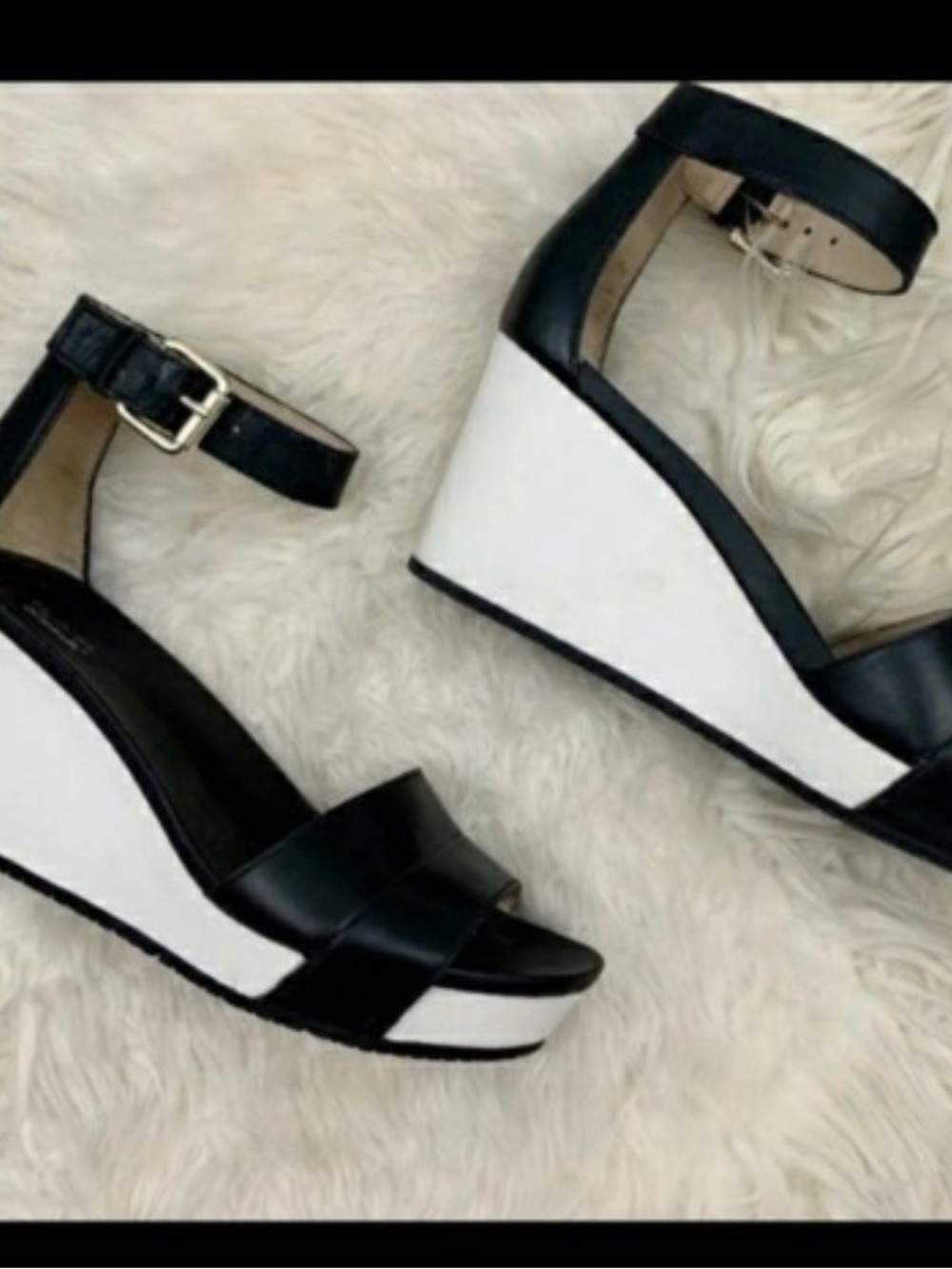 Dr. Scholl's Black and White Wedge Sandals